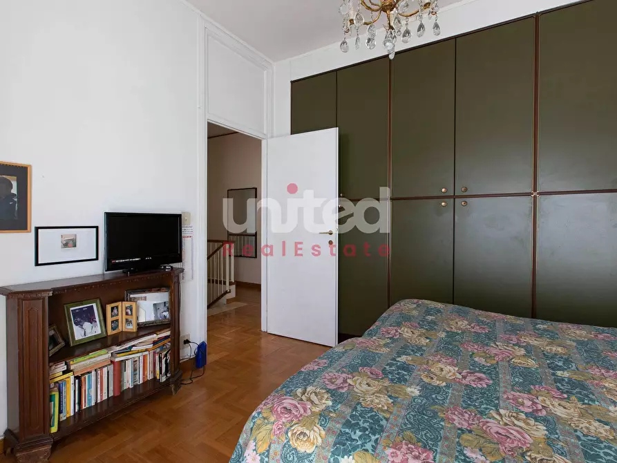 Immagine 25 di Villa in vendita  in via di macchia saponara 299 a Roma