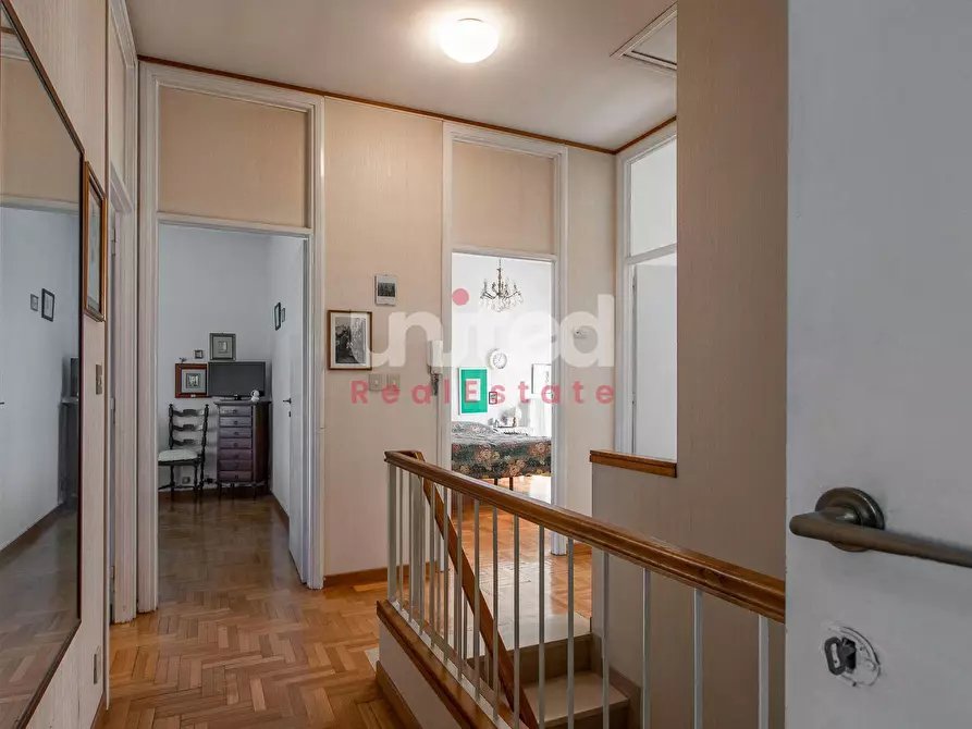 Immagine 33 di Villa in vendita  in via di macchia saponara 299 a Roma