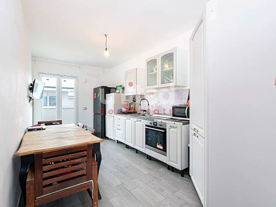 Immagine 2 di Villa in vendita  in VIA MANTA SNC a Fiumicino