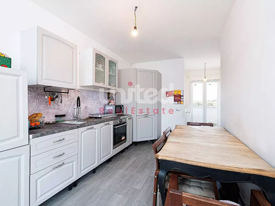 Immagine 4 di Villa in vendita  in VIA MANTA SNC a Fiumicino