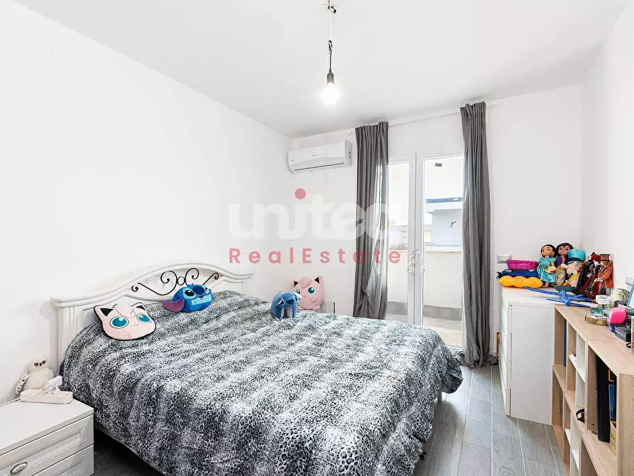 Immagine 11 di Villa in vendita  in VIA MANTA SNC a Fiumicino