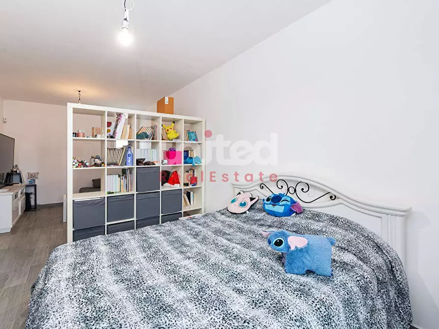 Immagine 12 di Villa in vendita  in VIA MANTA SNC a Fiumicino