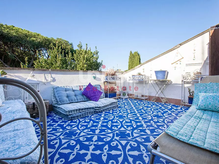 Immagine 37 di Villetta a schiera in vendita  in Via Parmenide a Roma