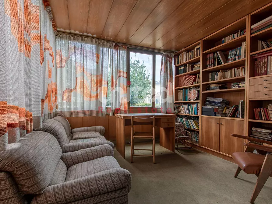 Immagine 14 di Villetta a schiera in vendita  in Viale Gorgia Di Leontini 330 a Roma