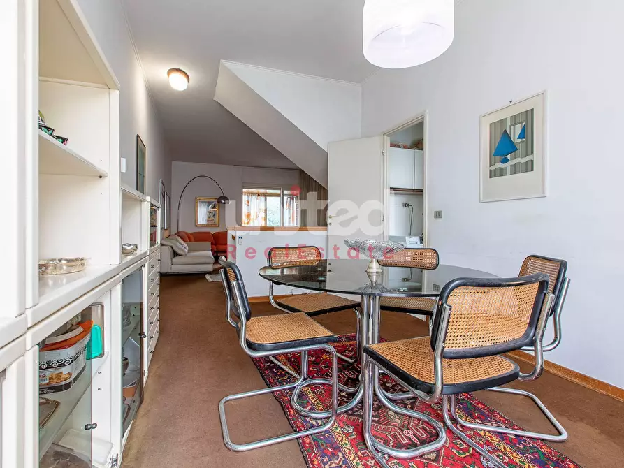 Immagine 17 di Villetta a schiera in vendita  in Viale Gorgia Di Leontini 330 a Roma