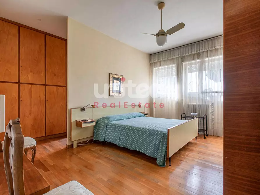 Immagine 24 di Villetta a schiera in vendita  in Viale Gorgia Di Leontini 330 a Roma