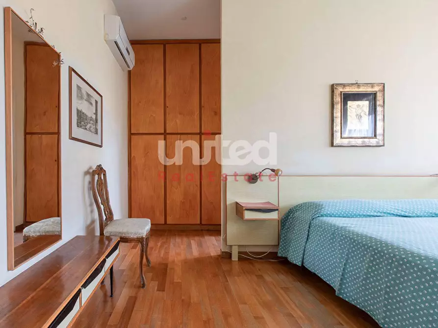 Immagine 27 di Villetta a schiera in vendita  in Viale Gorgia Di Leontini 330 a Roma