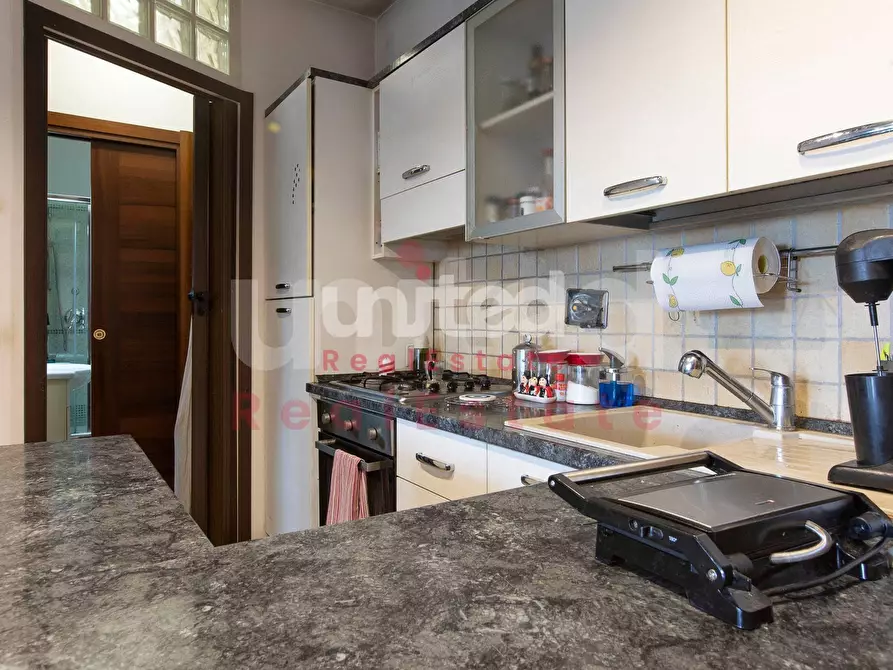 Immagine 10 di Appartamento in vendita  in Via Francesco Orioli a Roma