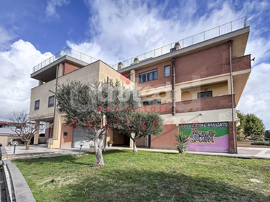 Immagine 2 di Appartamento in vendita  in Via Francesco Orioli a Roma