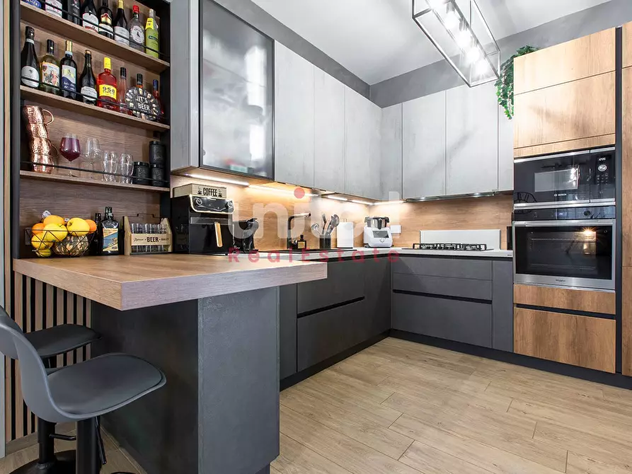 Immagine 6 di Villa in vendita  in Via Alessandro Capalti a Roma