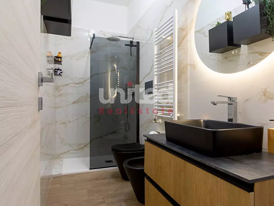 Immagine 20 di Villa in vendita  in Via Alessandro Capalti a Roma