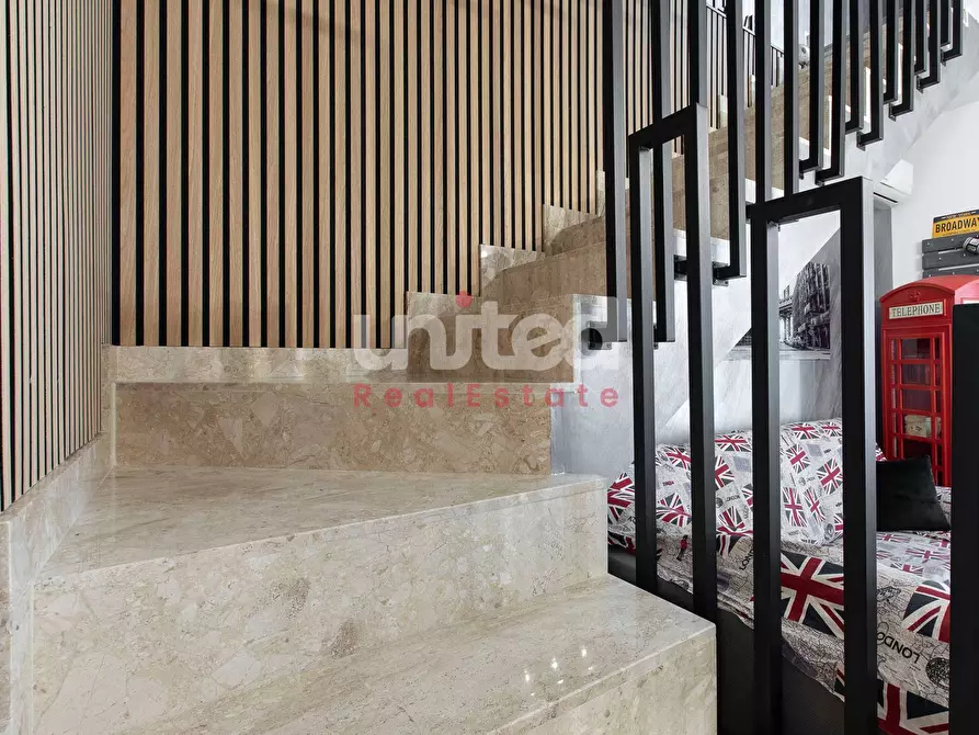 Immagine 23 di Villa in vendita  in Via Alessandro Capalti a Roma