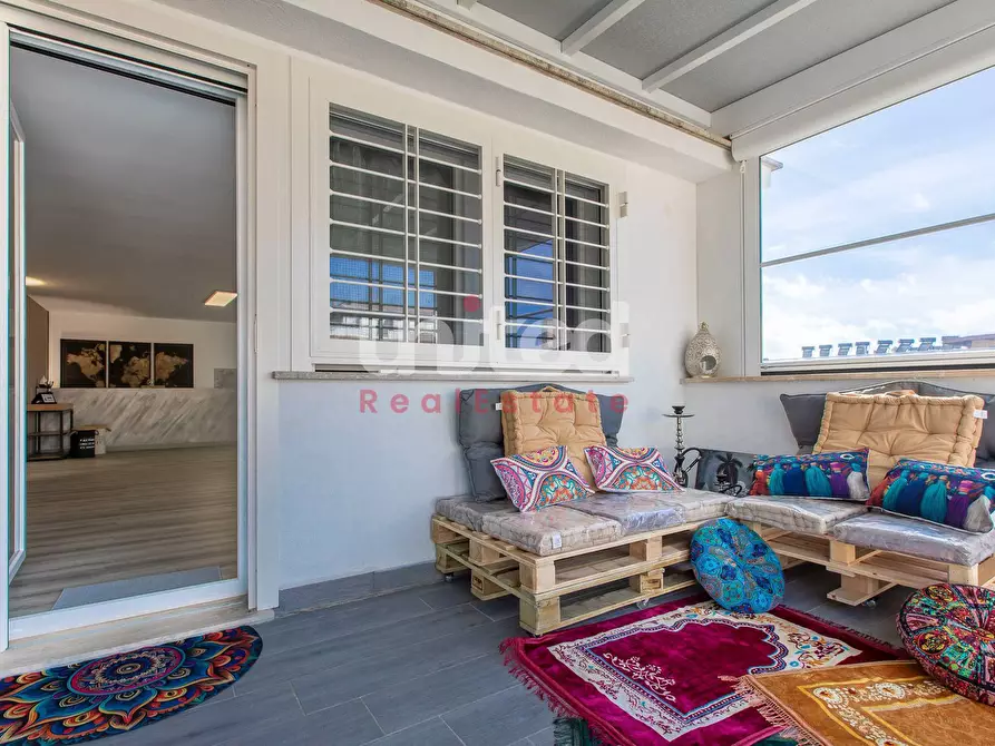 Immagine 27 di Villa in vendita  in Via Alessandro Capalti a Roma