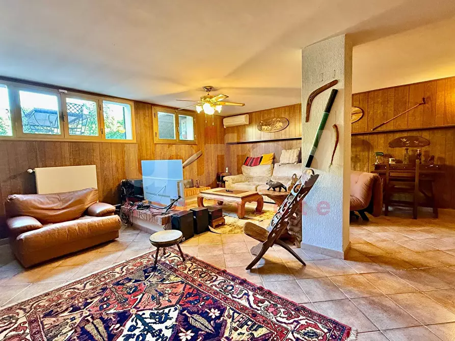 Immagine 12 di Villa in vendita  in Via Partenio Di Nicea a Roma