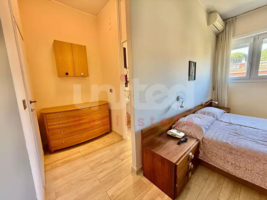 Immagine 16 di Villa in vendita  in Via Partenio Di Nicea a Roma