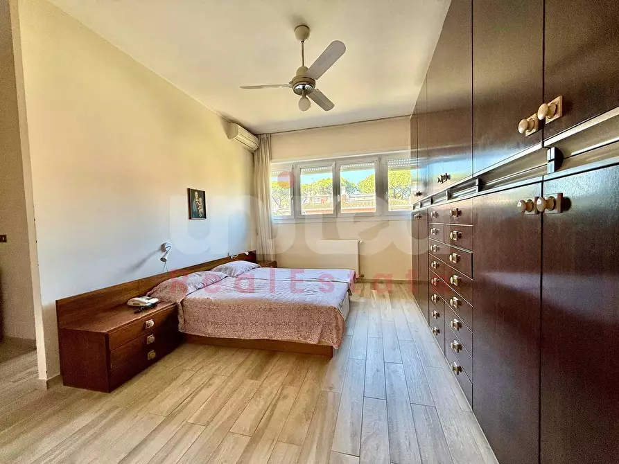 Immagine 15 di Villa in vendita  in Via Partenio Di Nicea a Roma