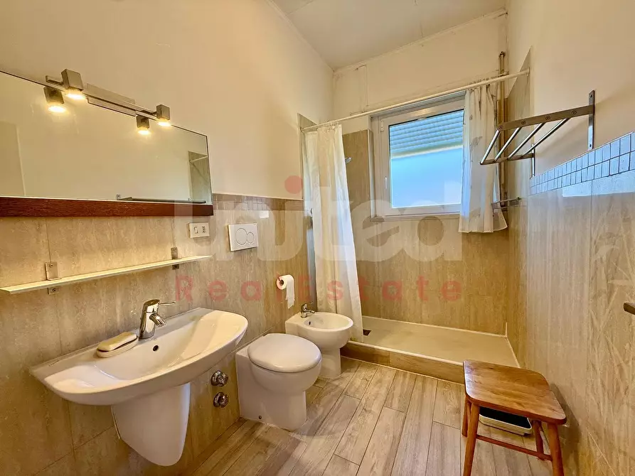 Immagine 17 di Villa in vendita  in Via Partenio Di Nicea a Roma