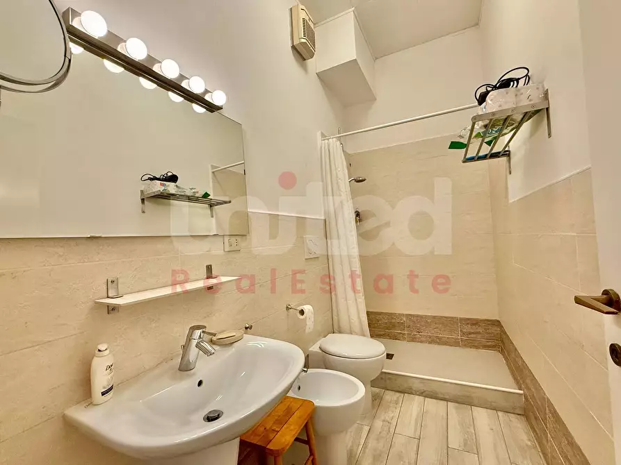 Immagine 25 di Villa in vendita  in Via Partenio Di Nicea a Roma