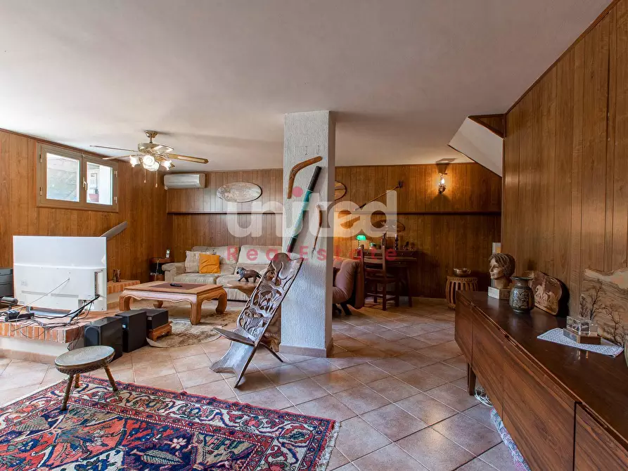 Immagine 25 di Villa in vendita  in Via Partenio Di Nicea a Roma