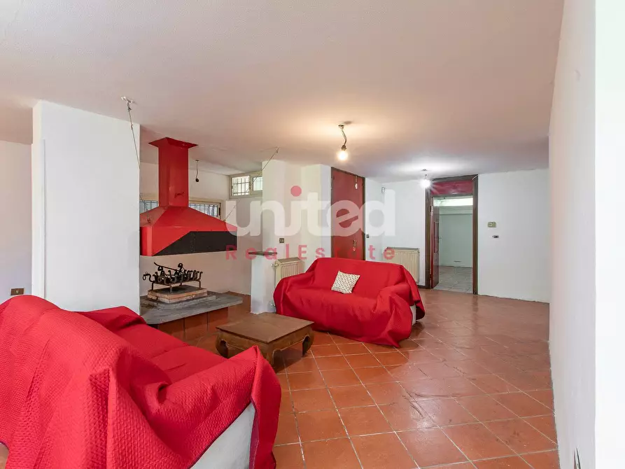 Immagine 26 di Villa in vendita  in Via Solone a Roma
