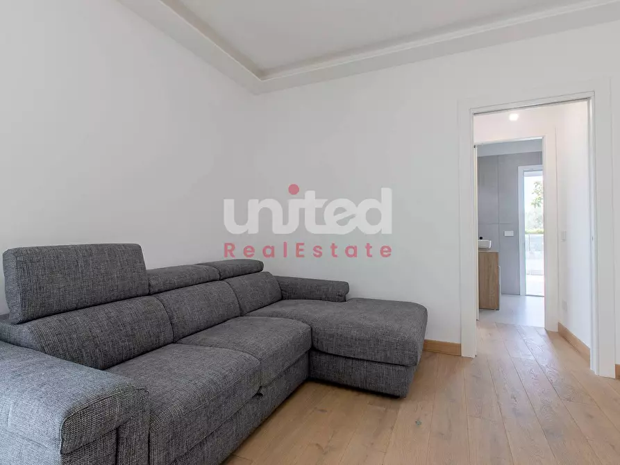 Immagine 15 di Appartamento in affitto  in Via Pietro Sartoris a Roma