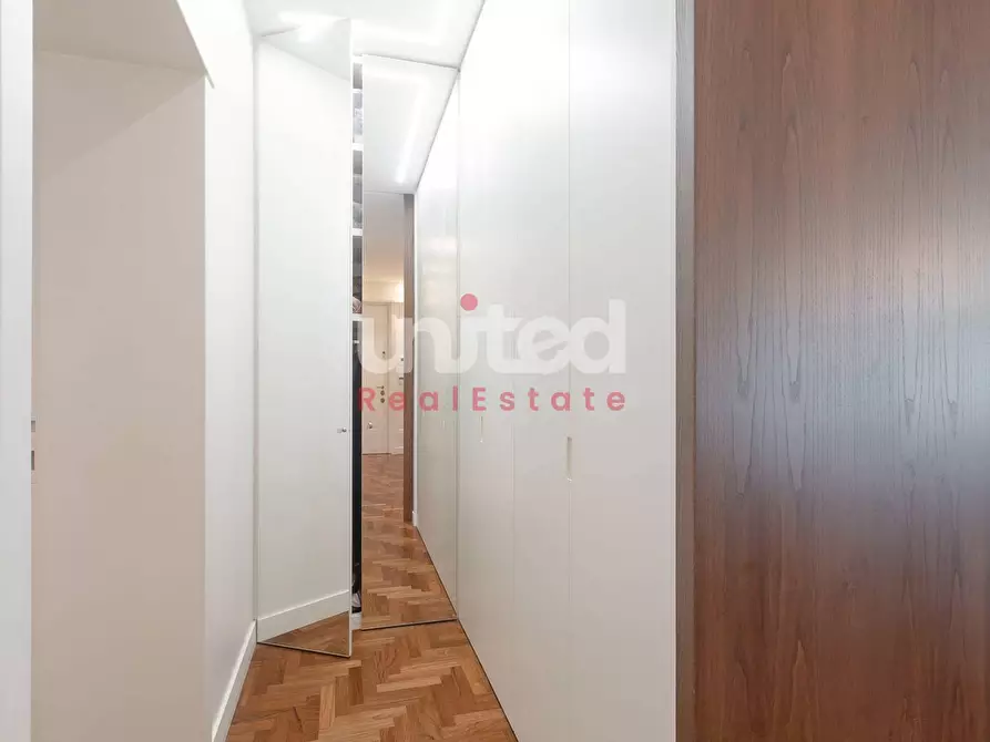 Immagine 16 di Appartamento in vendita  in via di casalpalocco 126 a Roma
