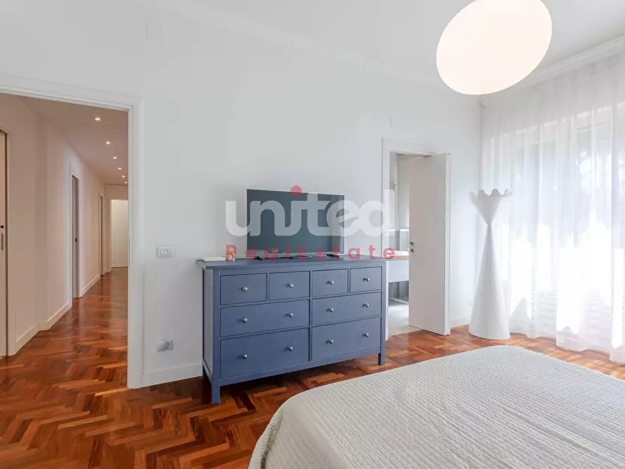 Immagine 23 di Appartamento in vendita  in via di casalpalocco 126 a Roma