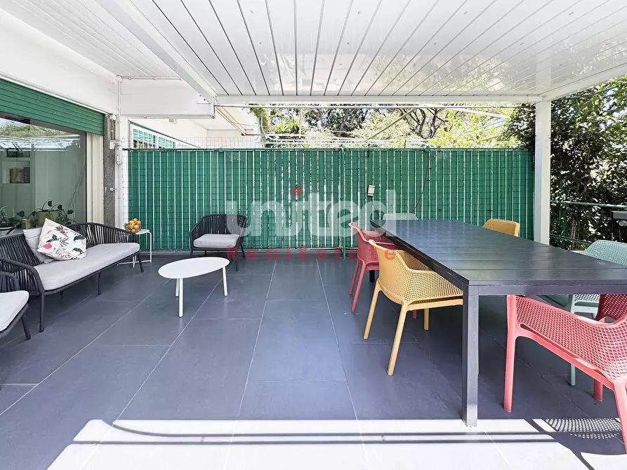 Immagine 27 di Appartamento in vendita  in via di casalpalocco 126 a Roma