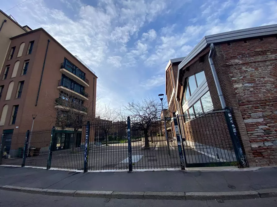 Immagine 4 di Appartamento in affitto  in Alzaia Naviglio Pavese a Milano