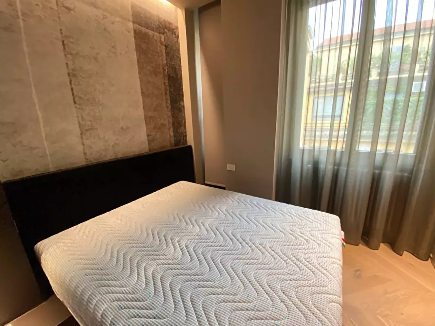 Immagine 12 di Appartamento in affitto  in Via Dei Piatti a Milano