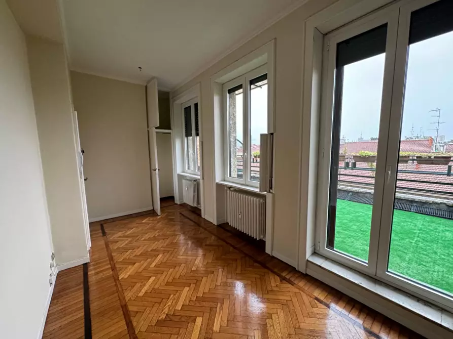 Immagine 1 di Appartamento in affitto  in Via Giosue' Carducci a Milano