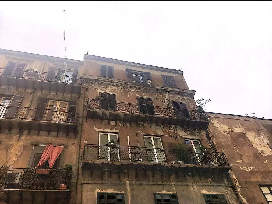 Immagine 1 di Appartamento in vendita  in Via Dei Candelai a Palermo