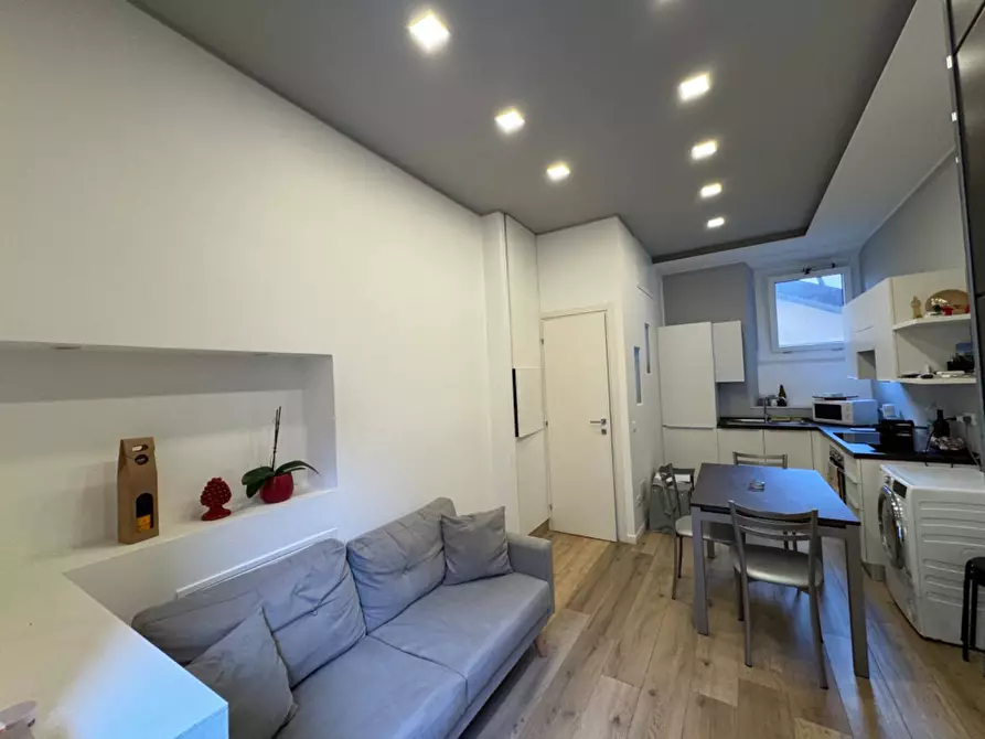 Immagine 1 di Appartamento in affitto  in Corso Di Porta Ticinese a Milano