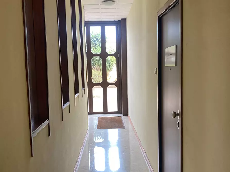 Immagine 7 di Ufficio in vendita  in Viale Regione Siciliana Nord ovest 4468 a Palermo