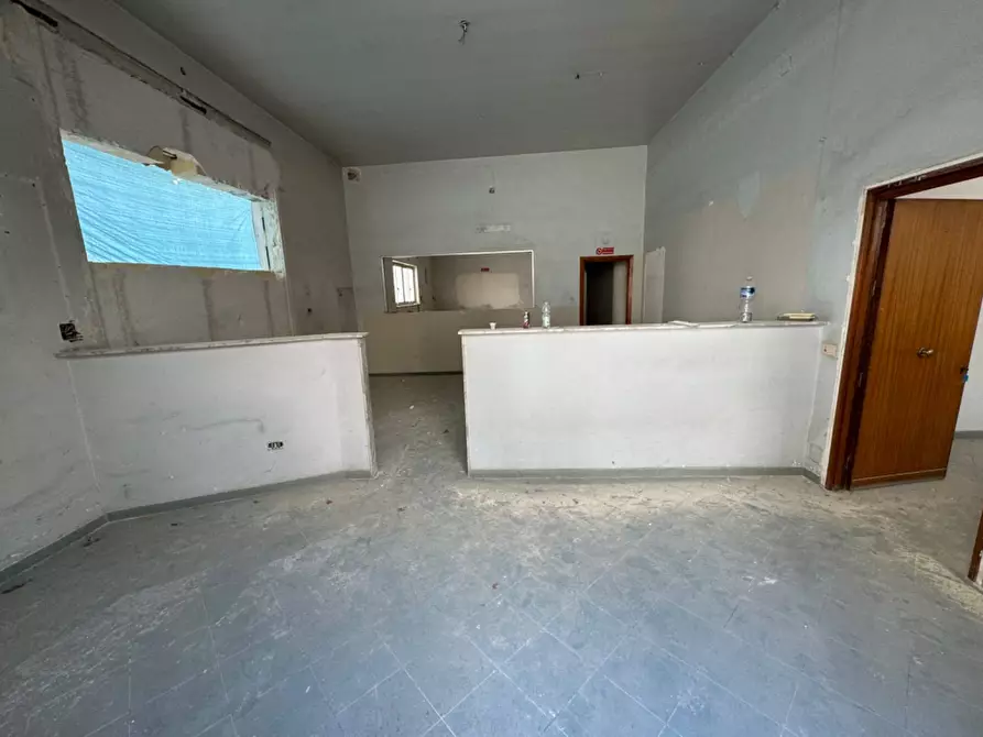 Immagine 4 di Ufficio in vendita  in Via Perpignano a Palermo