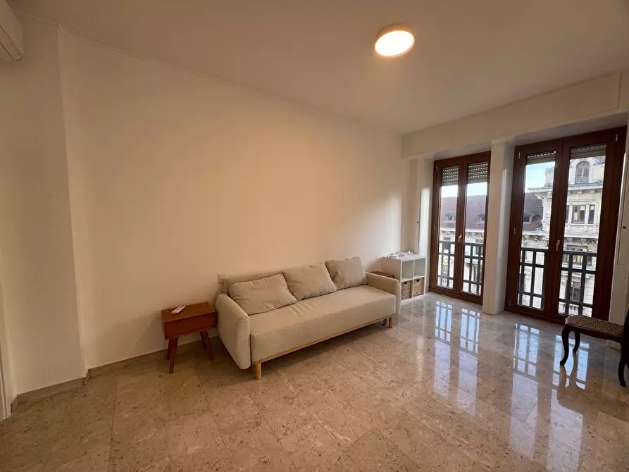 Immagine 4 di Appartamento in affitto  in Viale Piave 41 a Milano
