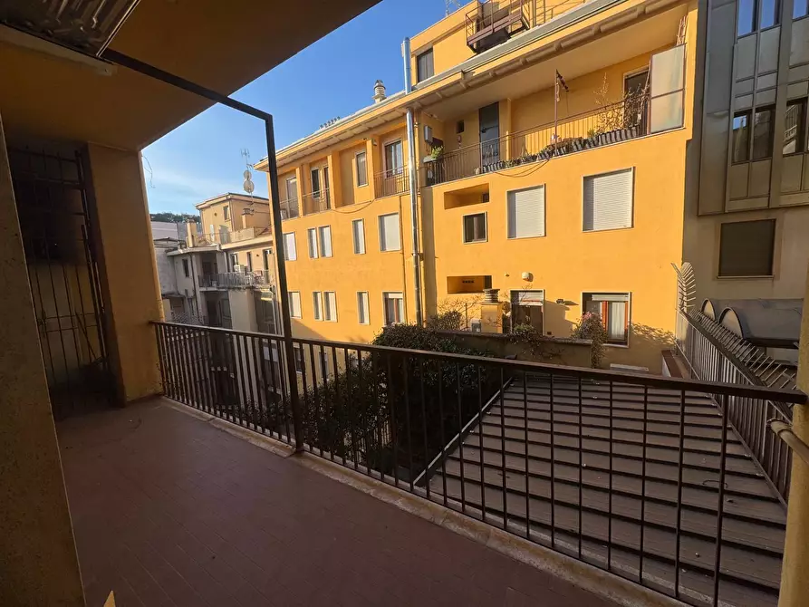 Immagine 10 di Appartamento in affitto  in Viale Piave 41 a Milano