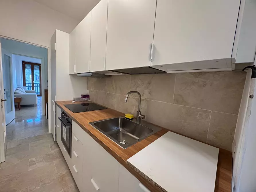 Immagine 9 di Appartamento in affitto  in Viale Piave 41 a Milano