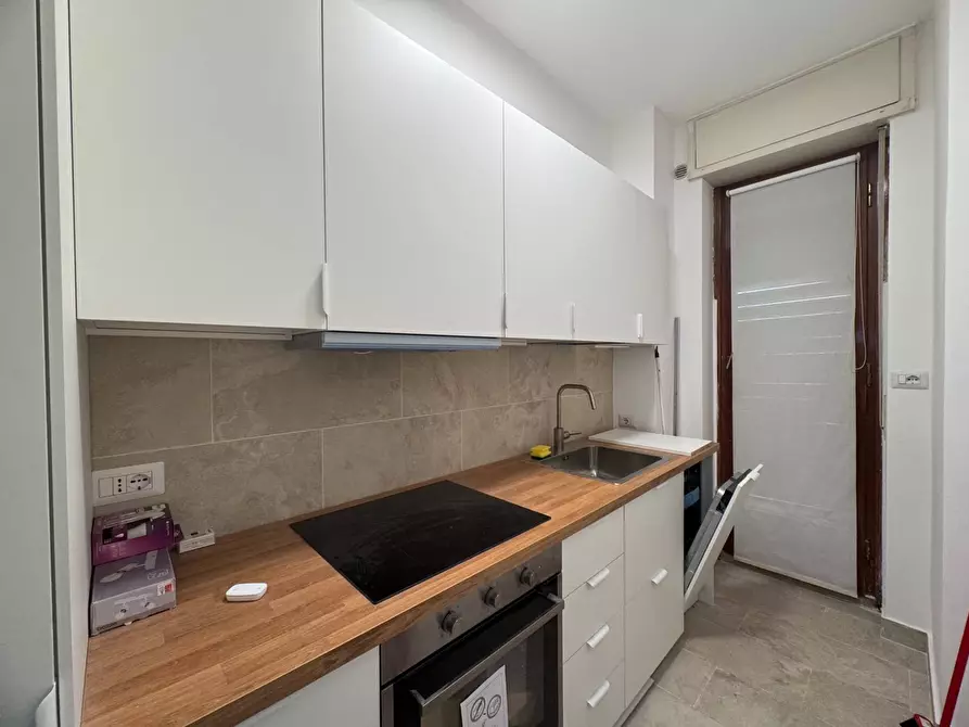 Immagine 11 di Appartamento in affitto  in Viale Piave 41 a Milano