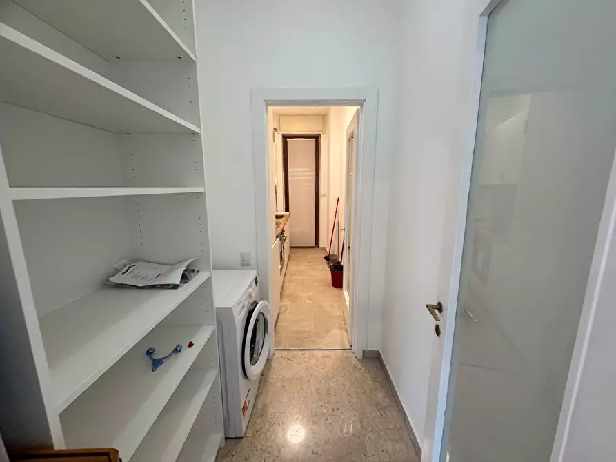 Immagine 13 di Appartamento in affitto  in Viale Piave 41 a Milano