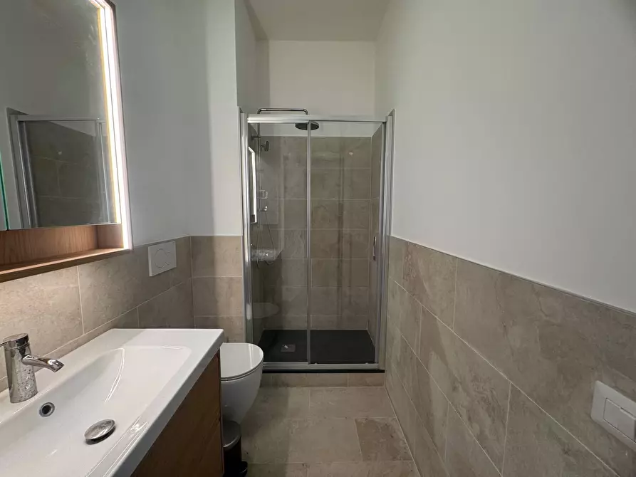 Immagine 15 di Appartamento in affitto  in Viale Piave 41 a Milano