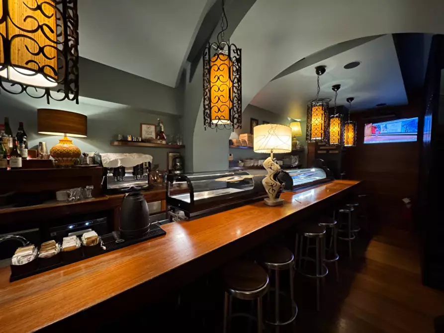 Immagine 2 di Negozio in affitto  in Corso Magenta a Milano