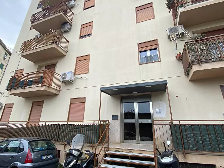 Immagine 2 di Appartamento in vendita  in Via Centorbe 12 a Palermo