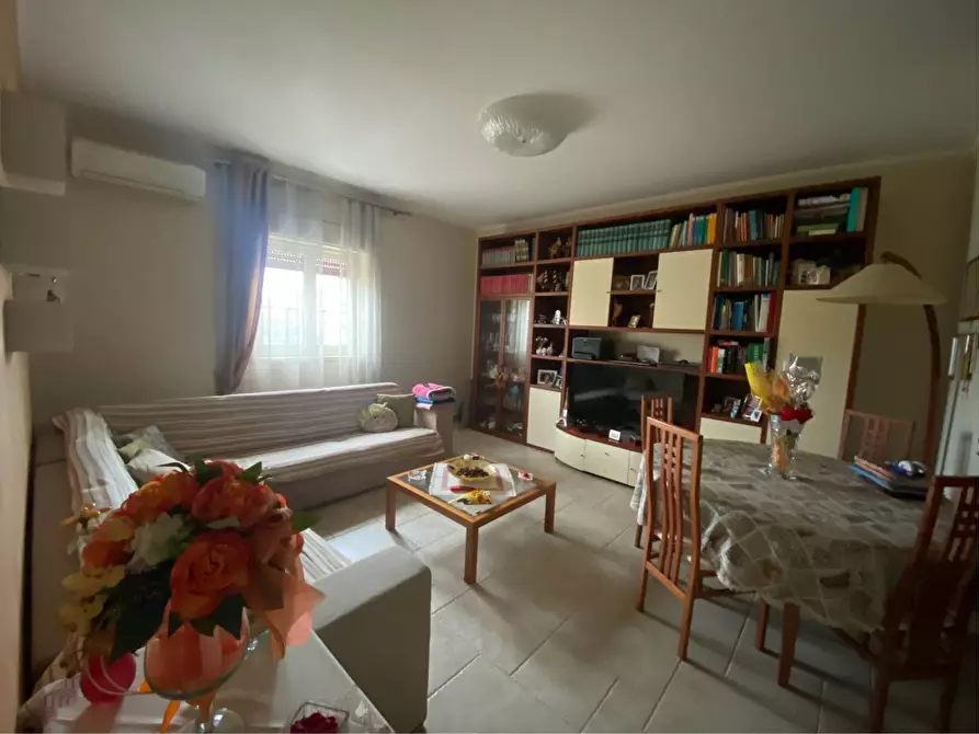 Immagine 4 di Appartamento in vendita  in Via Centorbe 12 a Palermo