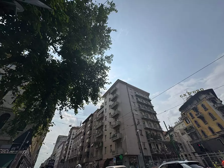 Immagine 3 di Negozio in affitto  in Corso Genova a Milano