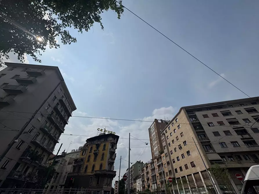 Immagine 4 di Negozio in affitto  in Corso Genova a Milano