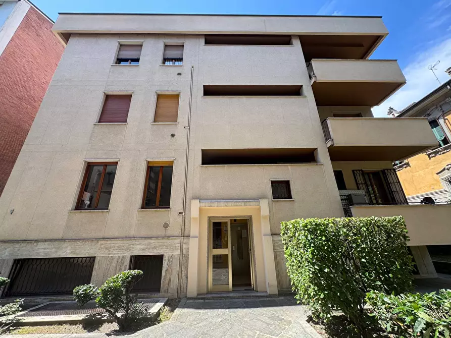 Immagine 3 di Appartamento in affitto  in Via Monferrato a Milano