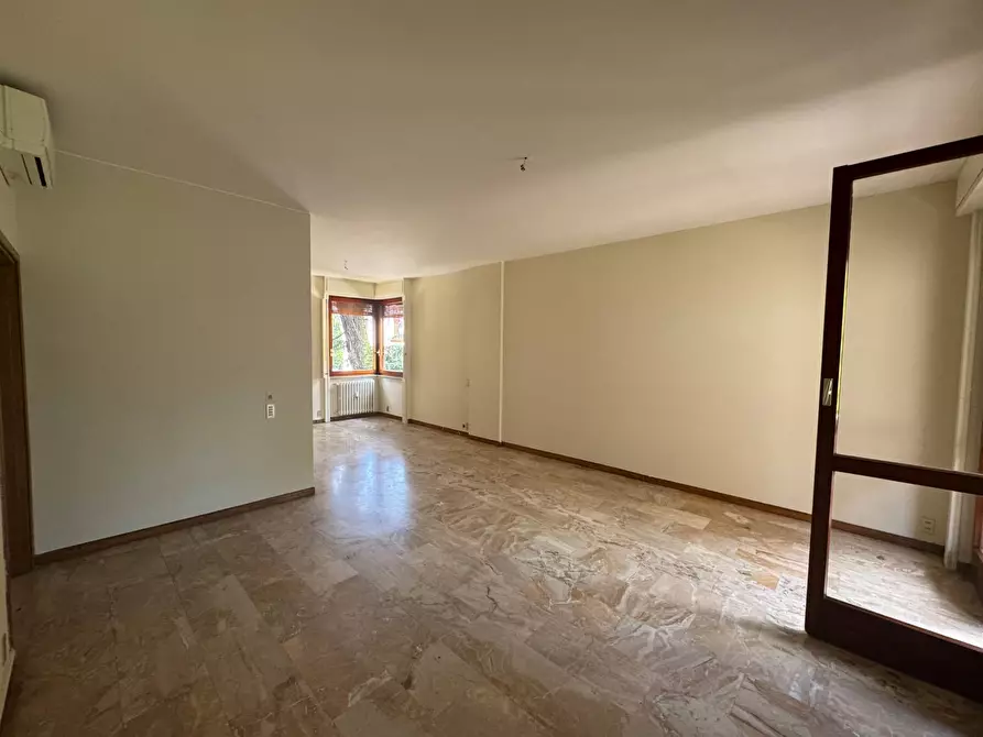 Immagine 8 di Appartamento in affitto  in Via Monferrato a Milano