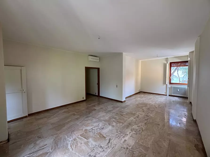 Immagine 9 di Appartamento in affitto  in Via Monferrato a Milano