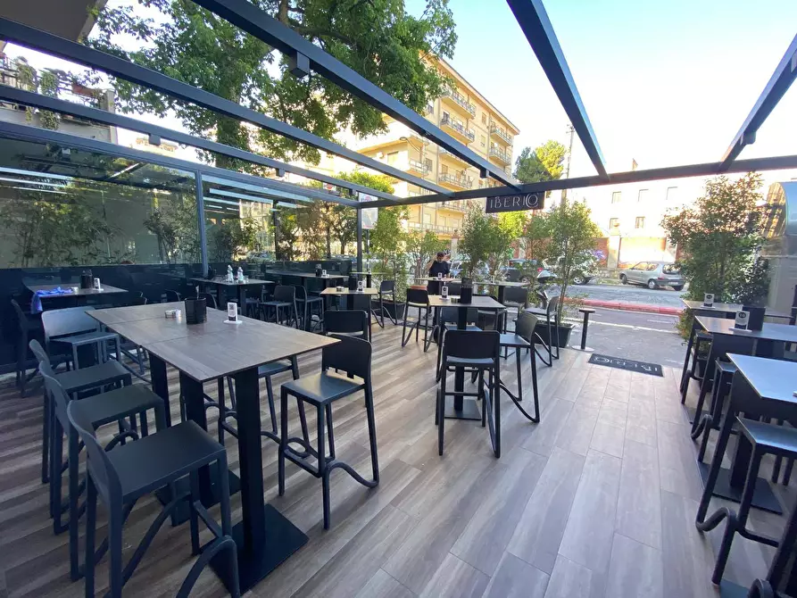 Immagine 3 di Locale commerciale in affitto  in Viale Piemonte 46 a Palermo